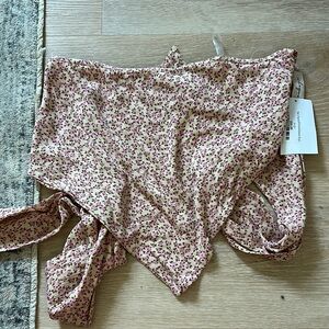 Audrey 3+1 Pink Floral Crop Top
